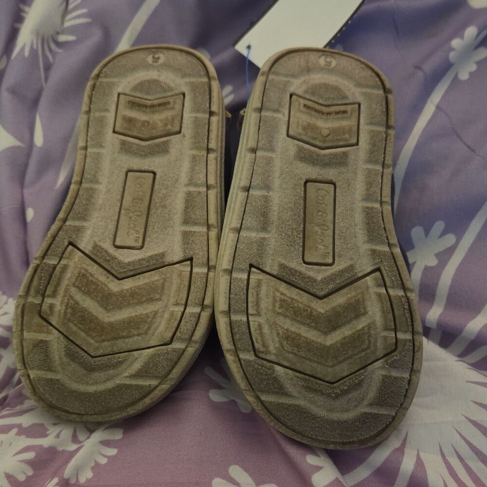 Cat & Jack Navy Slip-On Canvas Baby Shoes Unisex Size 5 - Picture 3 of 4